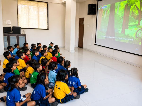 pre-primary-oxford-english-school-thane (14)